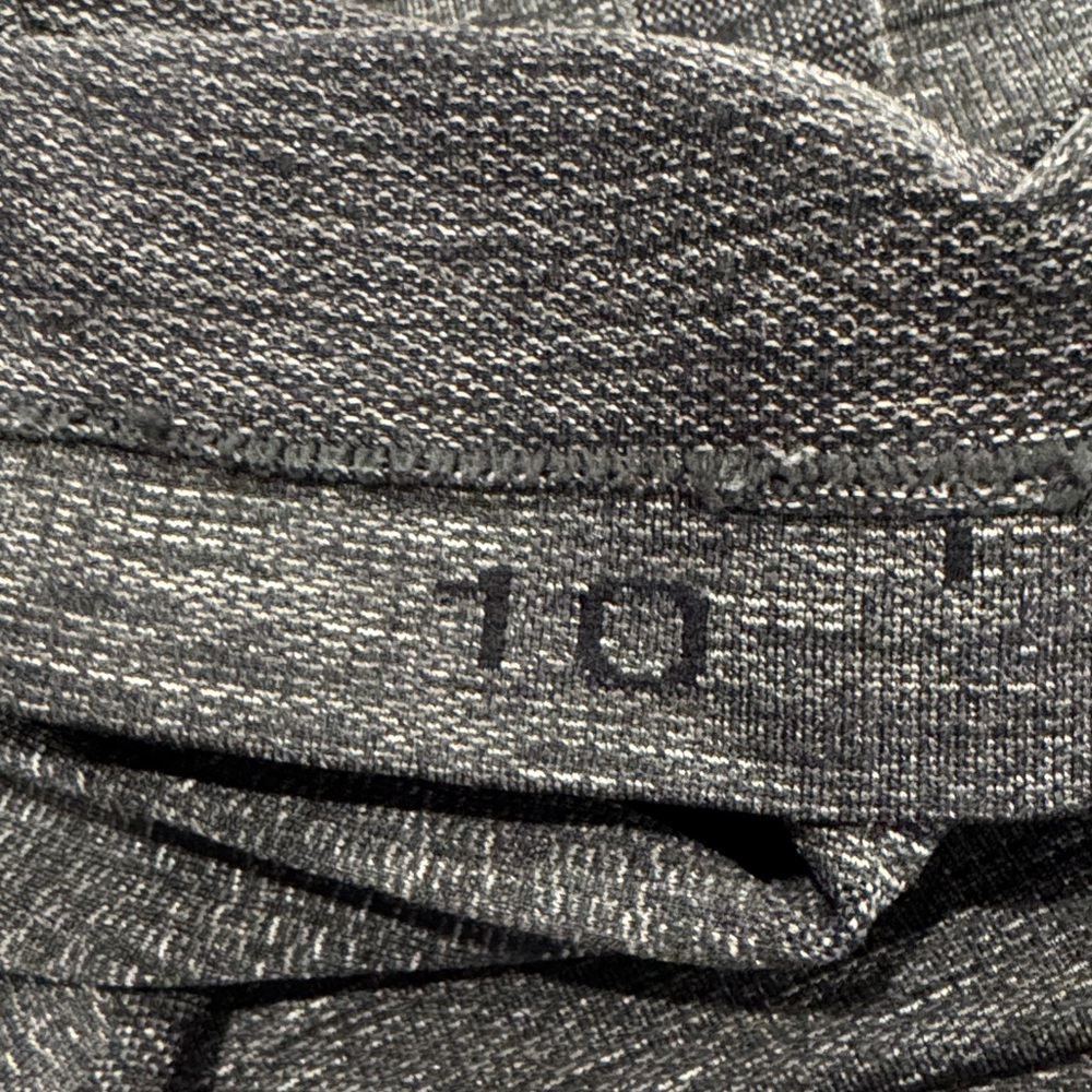 lululemon athletica Swiftly Tech Short Sleeve Tee ~ Size 10 - Picture 4 of 5